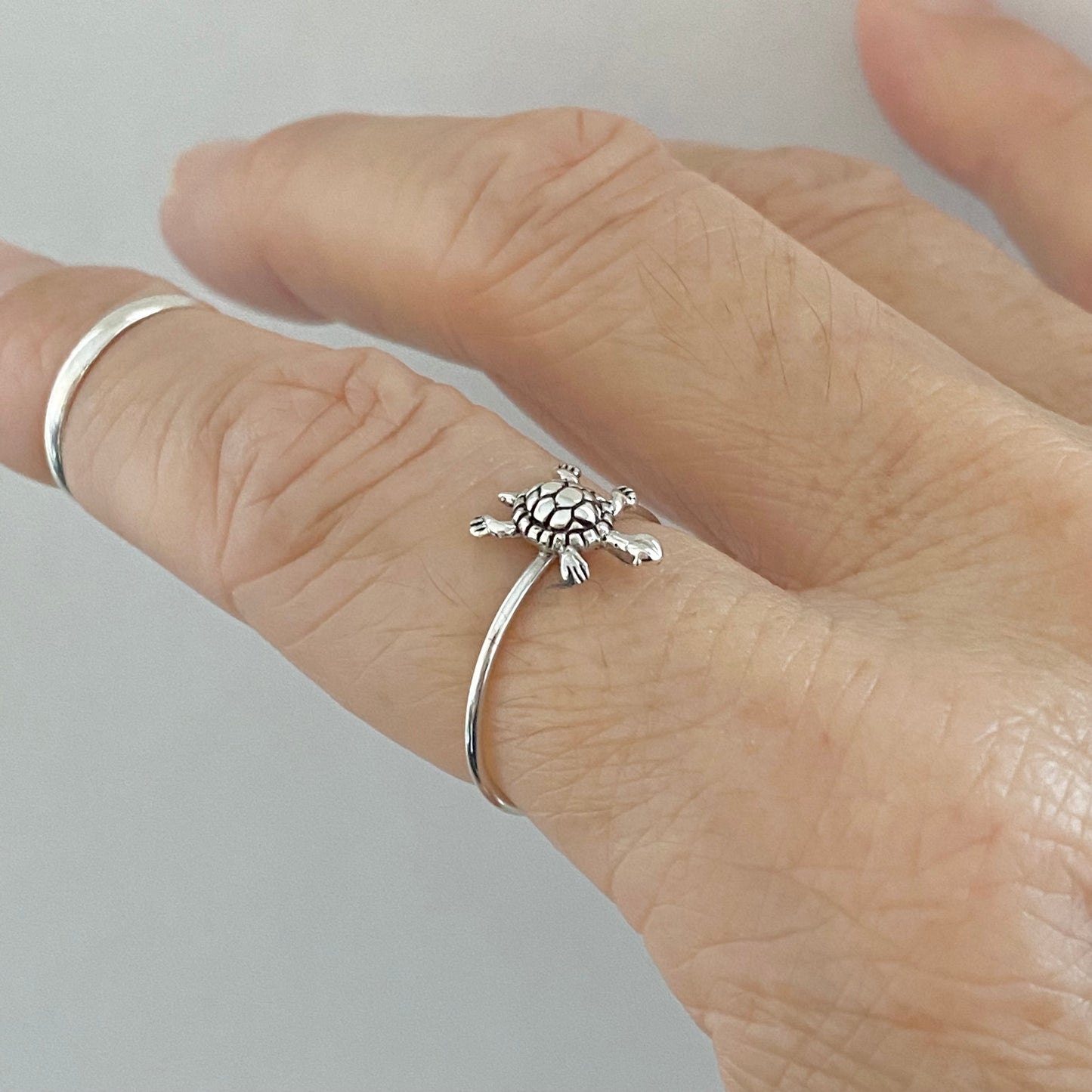 Sterling Silver Minimalist Baby Turtle Ring, Sea Animal Ring, Silver Rings, Ocean Ring