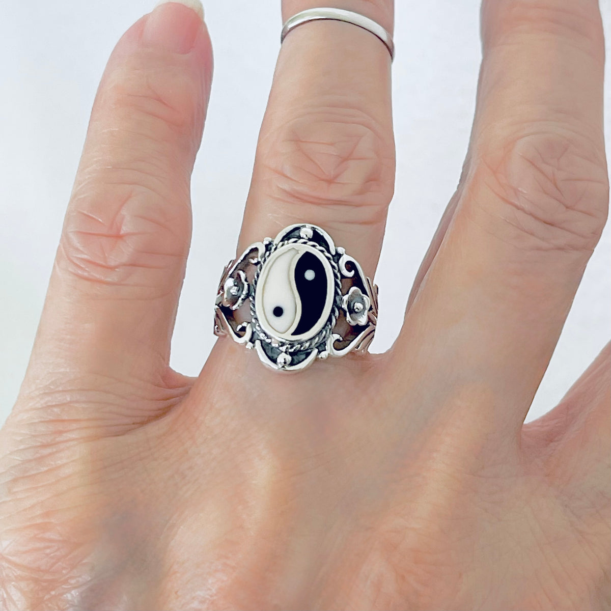 925 Sterling Silver Vintage Statement Yin Yang Ring with Flowers | Yoga Balance of Life Silver Rings