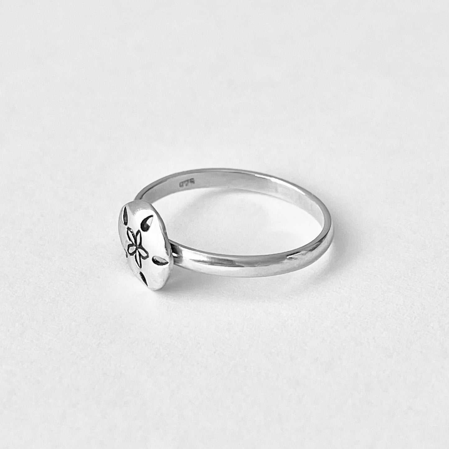 925 Sterling Silver Dainty Sand Dollar Ring | Beach Ocean Seashell Silver Rings
