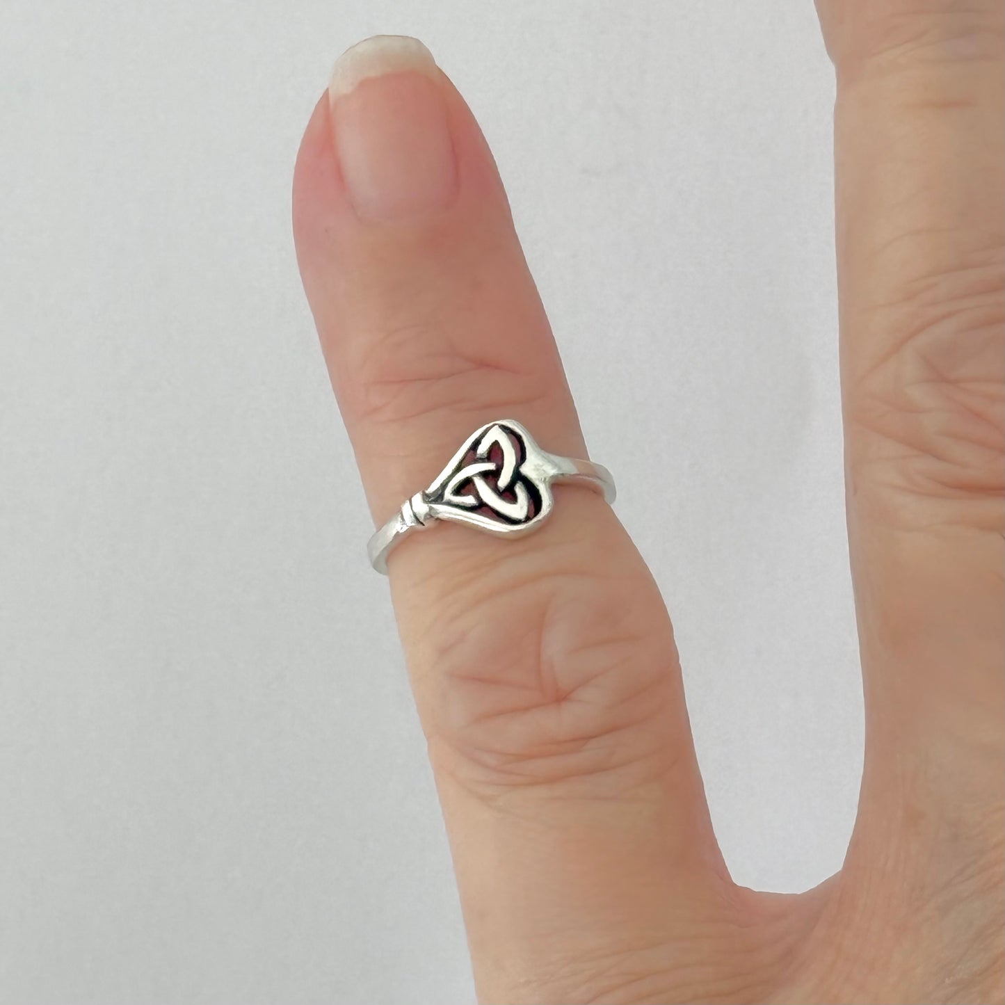 Sterling Silver Triquetra Heart Key Toe Ring, Eternity Love Rings, Celtic Knots