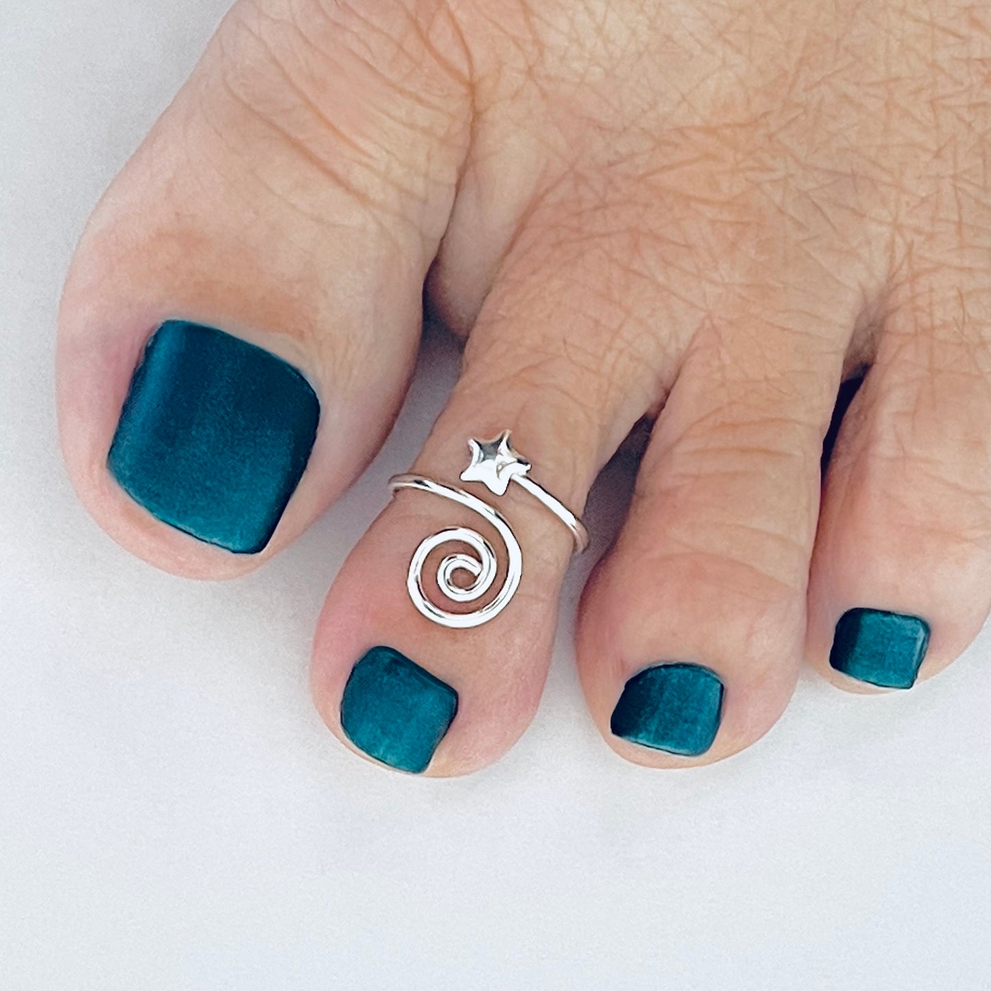 Sterling Silver Delicate Wire Spiral and Star Toe Ring, Celestial Jewelry, Swirl Rings, Stars