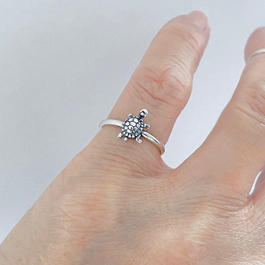 Sterling Silver Little Dainty Turtle Ring, Sea Animals, Ocean Jewelry