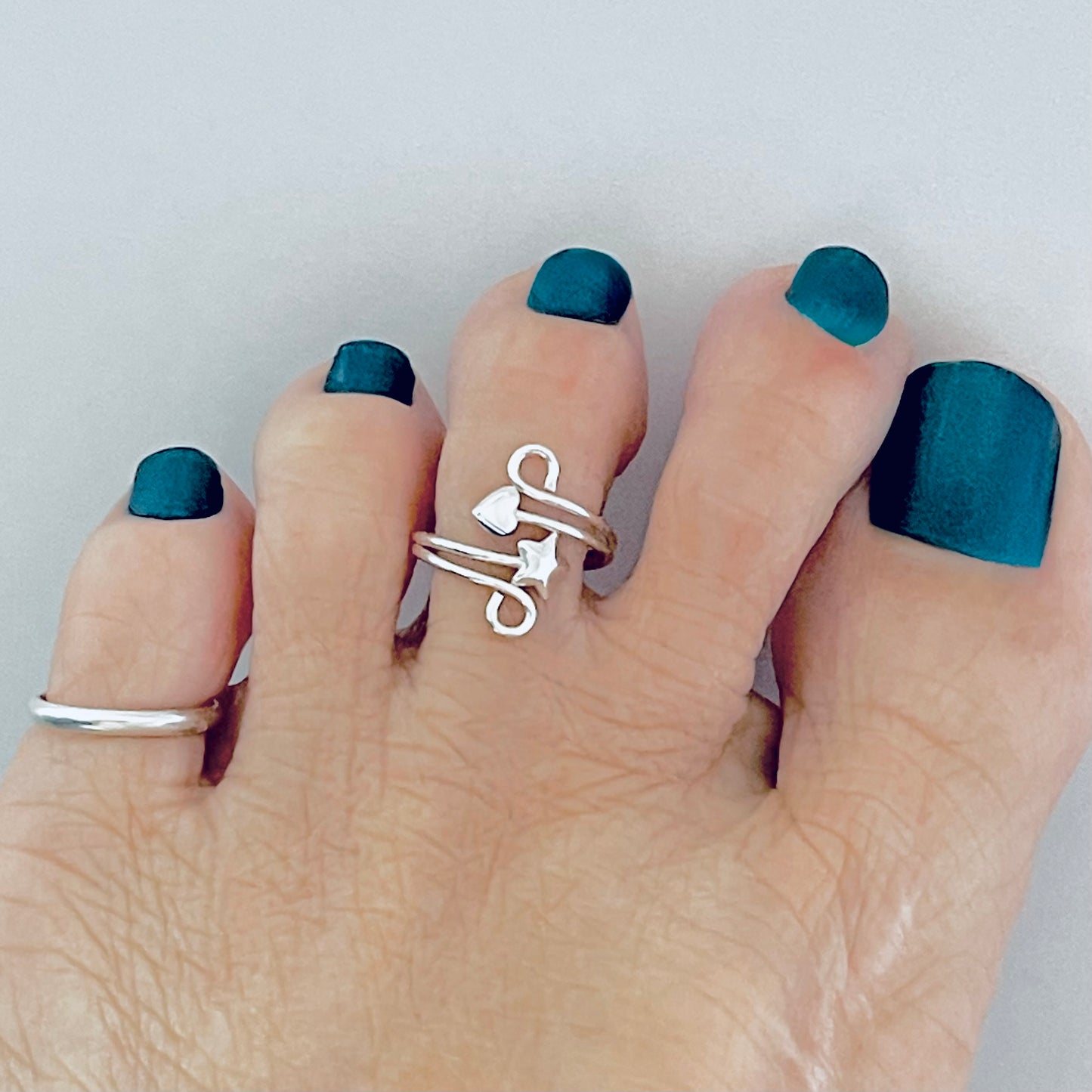 Sterling Silver Wire Heart and Star Toe Ring | Delicate Swirl Celestial Silver Rings