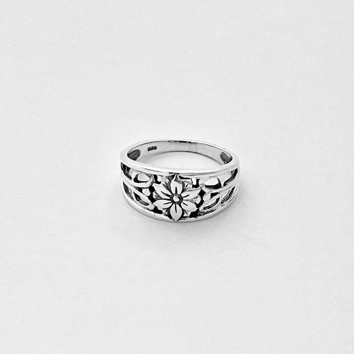 925 Sterling Silver Starflower Ring with Swirls | Flower Daisy Floral Silver Rings