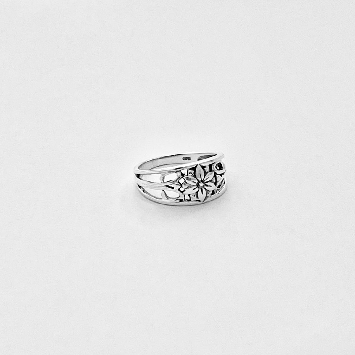 925 Sterling Silver Starflower Ring with Swirls | Flower Daisy Floral Silver Rings