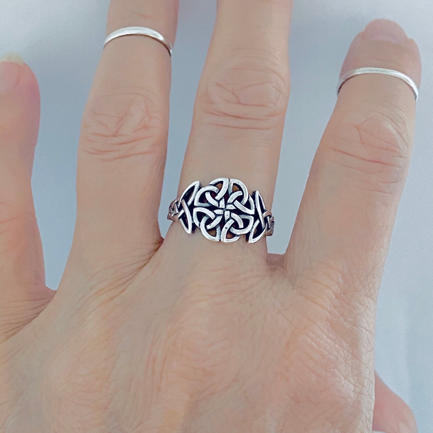 Sterling Silver Trinity Woven Celtic Ring, Endless Triquetra Love Knots Silver Rings