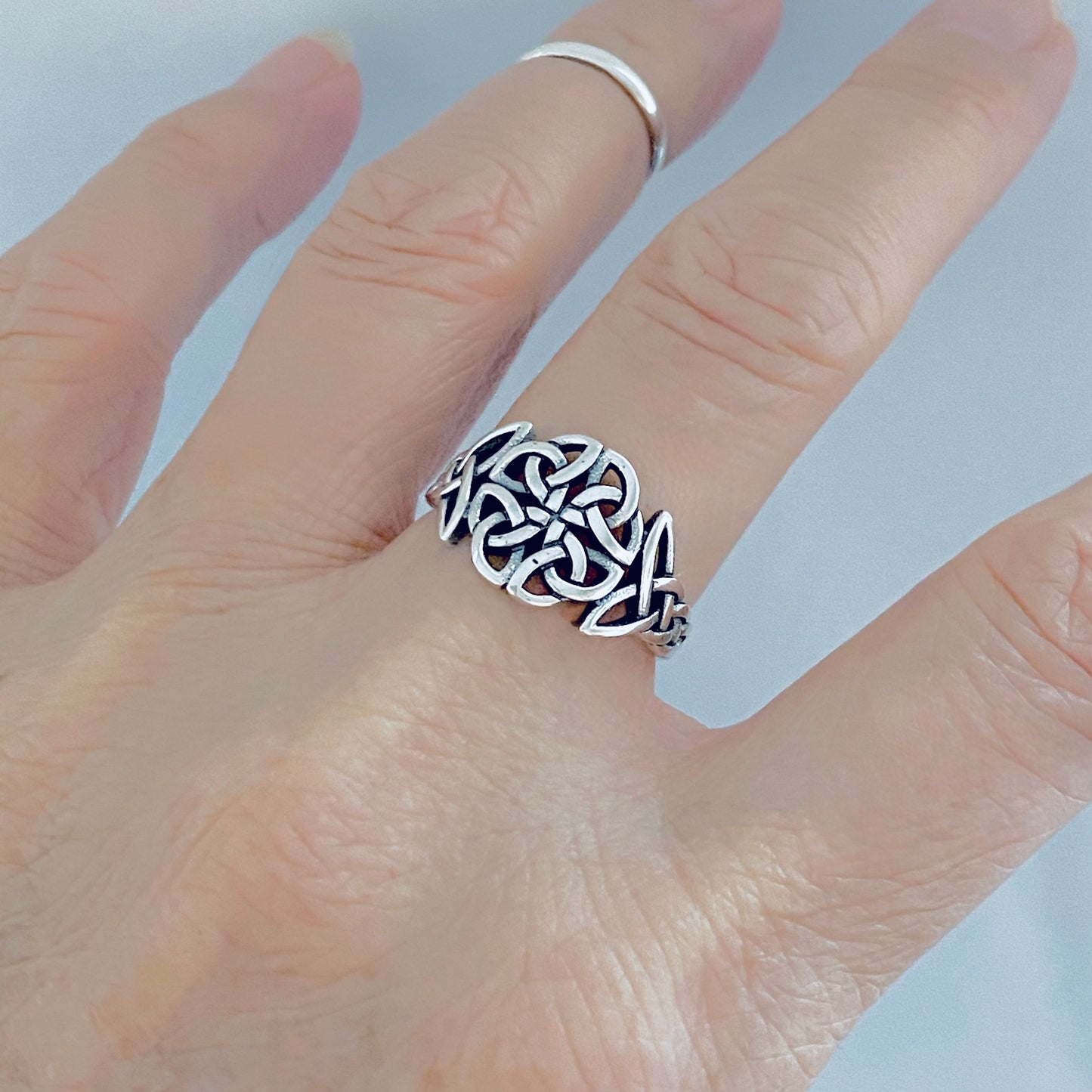 Sterling Silver Trinity Woven Celtic Ring, Endless Triquetra Love Knots Silver Rings