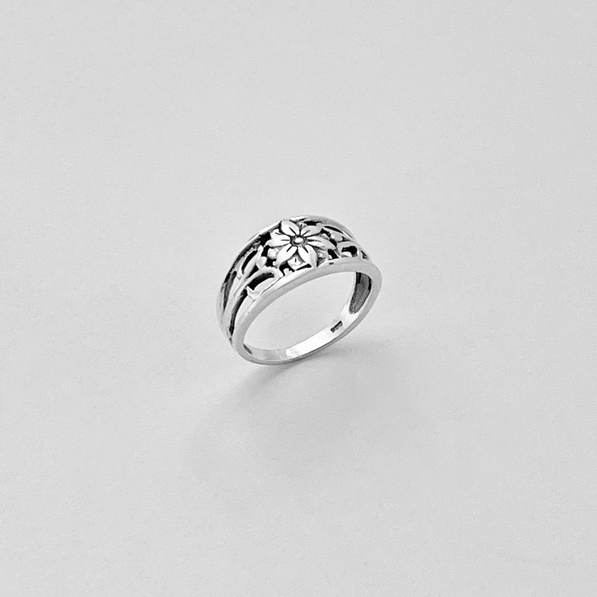 925 Sterling Silver Starflower Ring with Swirls | Flower Daisy Floral Silver Rings