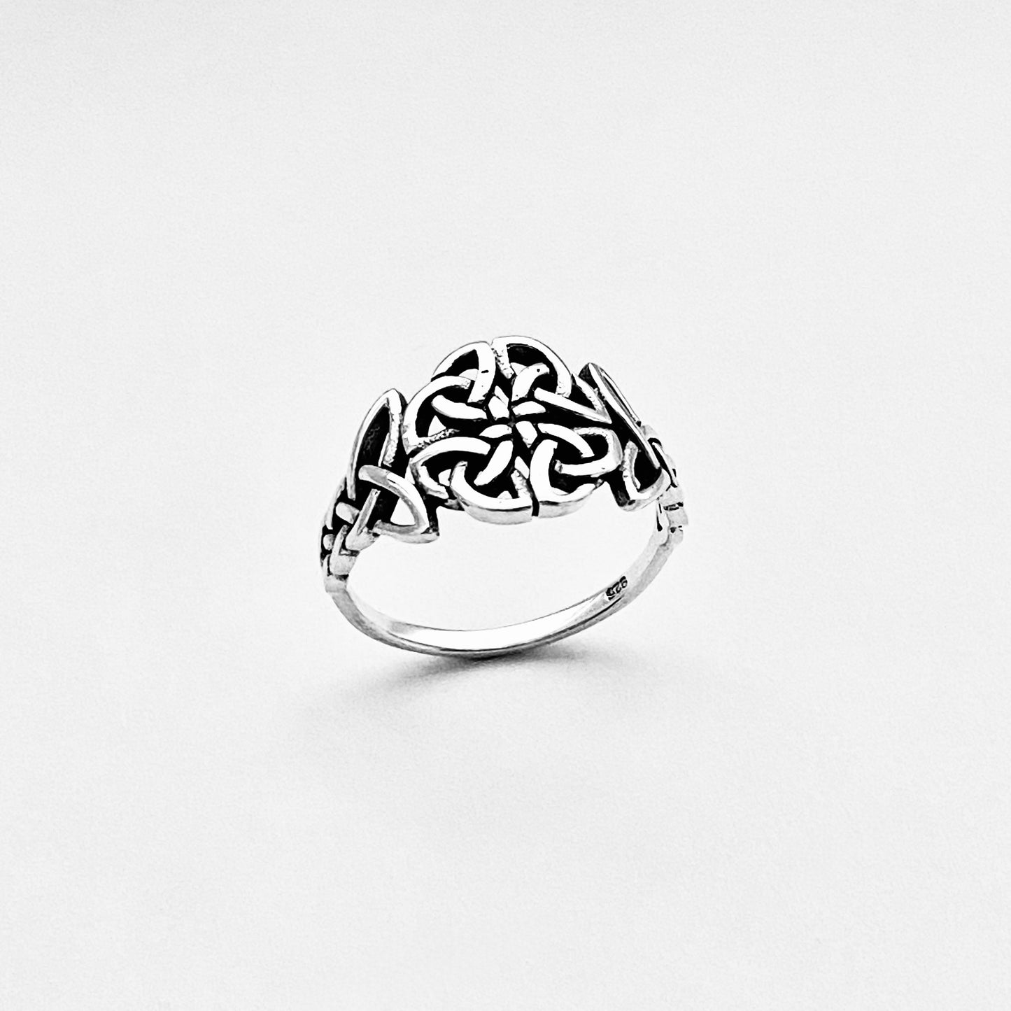 Sterling Silver Trinity Woven Celtic Ring, Endless Triquetra Love Knots Silver Rings
