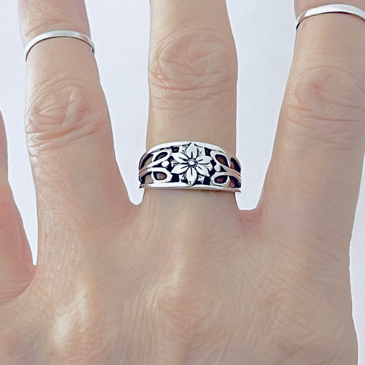 925 Sterling Silver Starflower Ring with Swirls | Flower Daisy Floral Silver Rings
