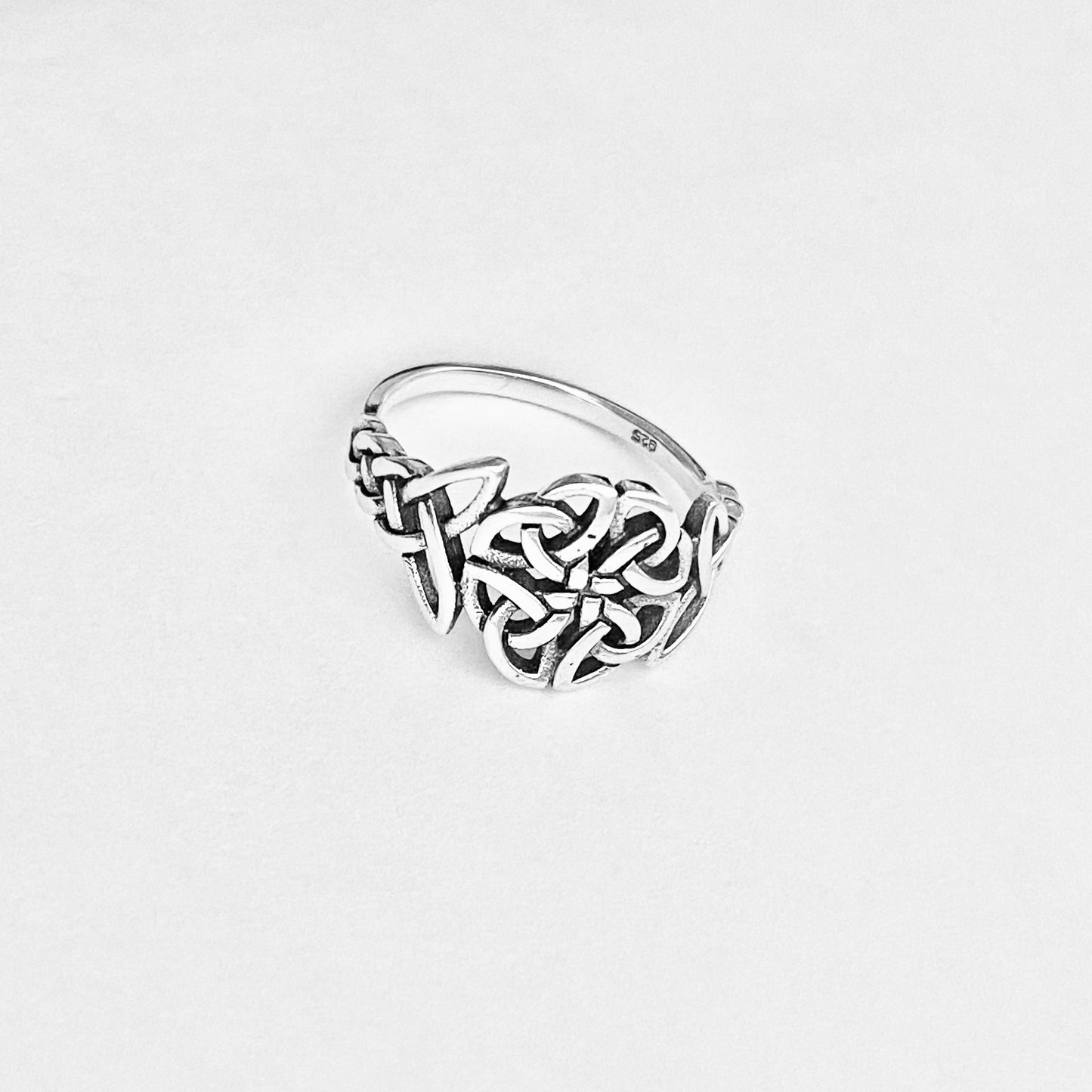 Sterling Silver Trinity Woven Celtic Ring, Endless Triquetra Love Knots Silver Rings