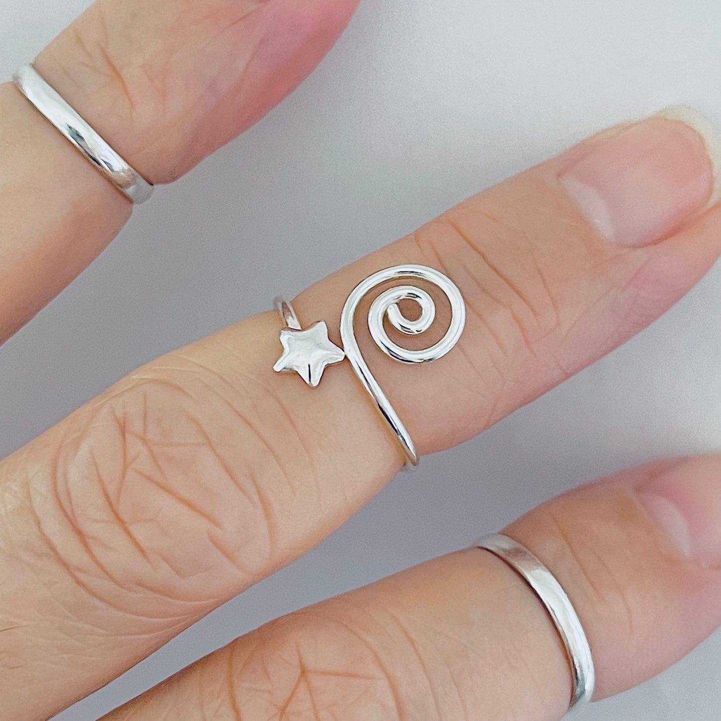 Sterling Silver Delicate Wire Spiral and Star Toe Ring, Celestial Jewelry, Swirl Rings, Stars