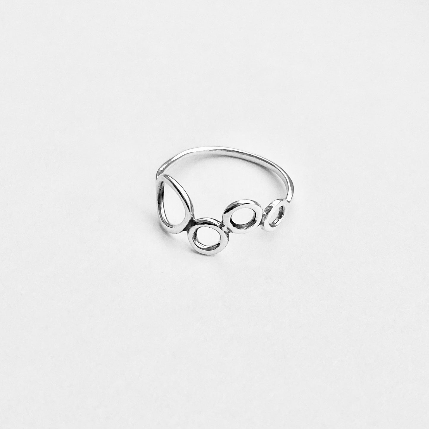 925 Sterling Silver Thin Delicate 4 Open Circle Ring | Circle of Life & Halo Jewelry