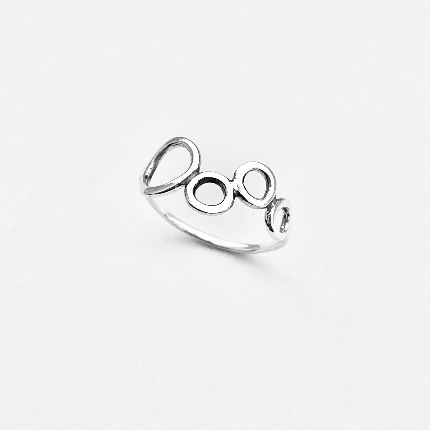 925 Sterling Silver Thin Delicate 4 Open Circle Ring | Circle of Life & Halo Jewelry