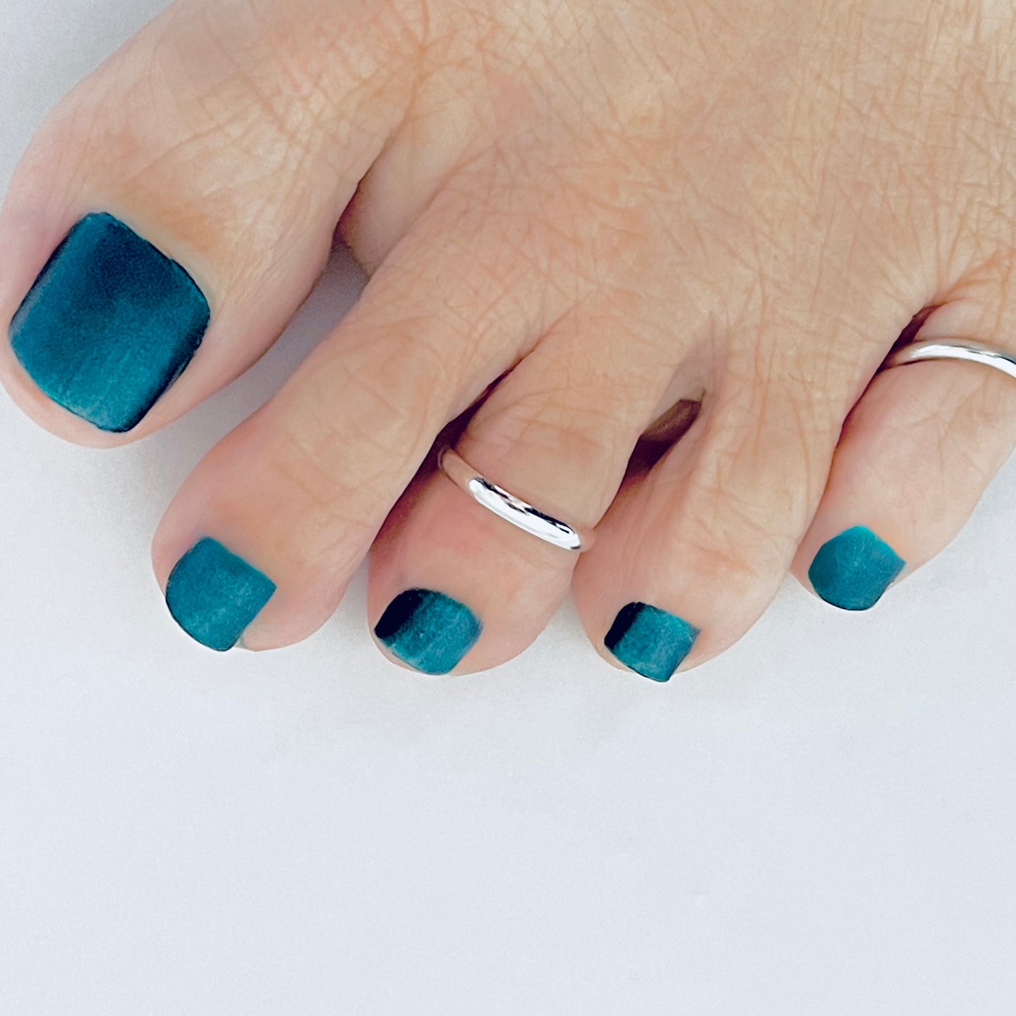 925 Sterling Silver Plain 2mm Band Toe Ring | Stackable Simple Plain Silver Bands