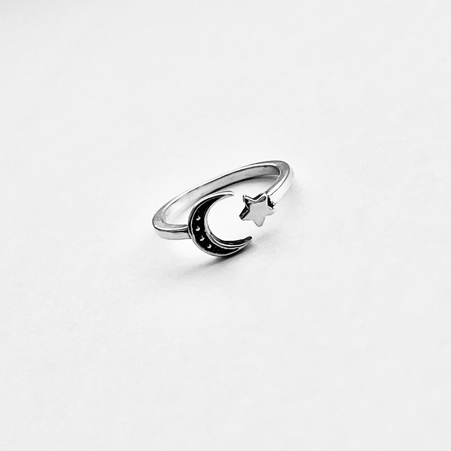 925 Sterling Silver Crescent Moon and Star Toe Ring | Celestial Midi Pinky Rings