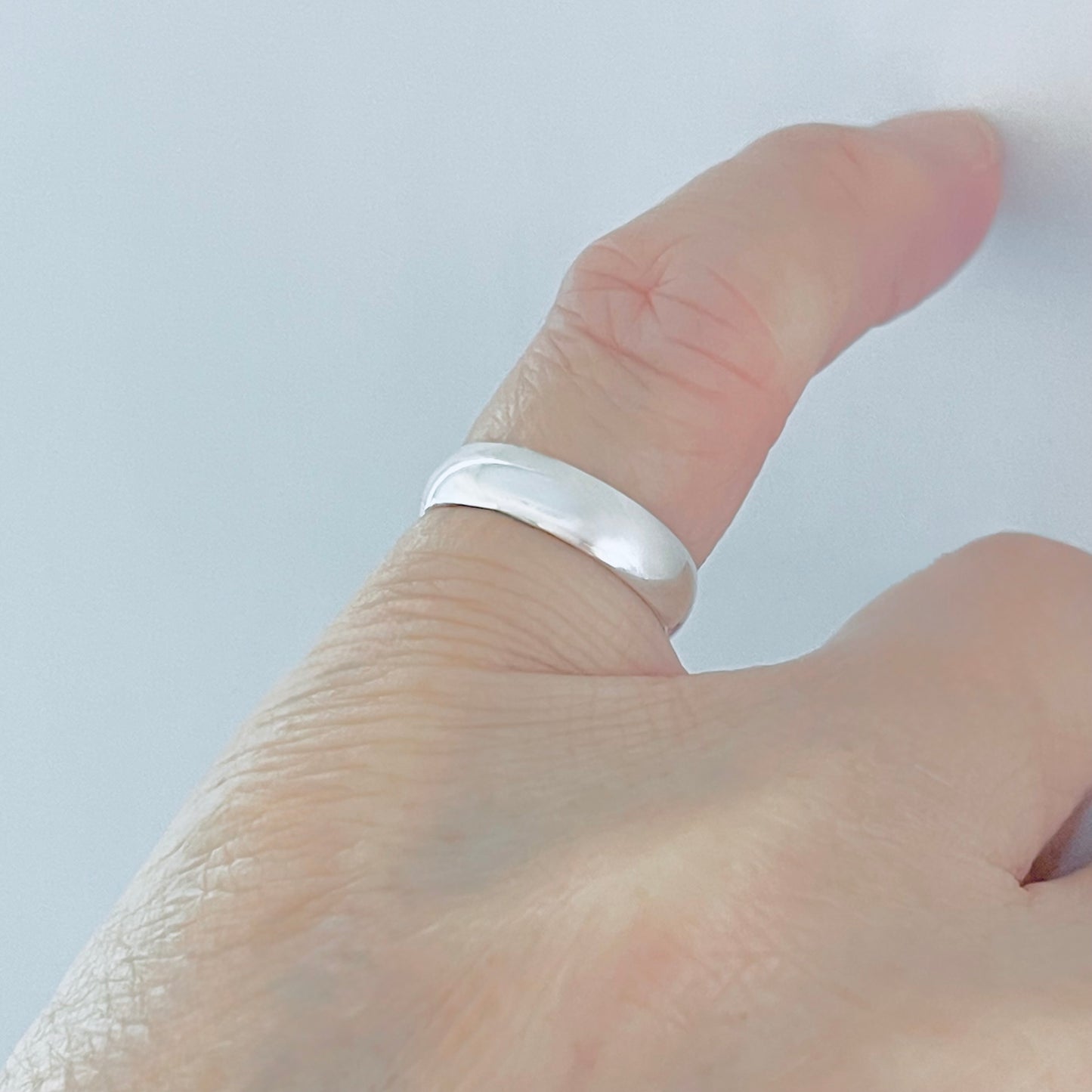 925 Sterling Silver Plain 4mm Band Toe Ring | Stackable Midi Bold Silver Rings