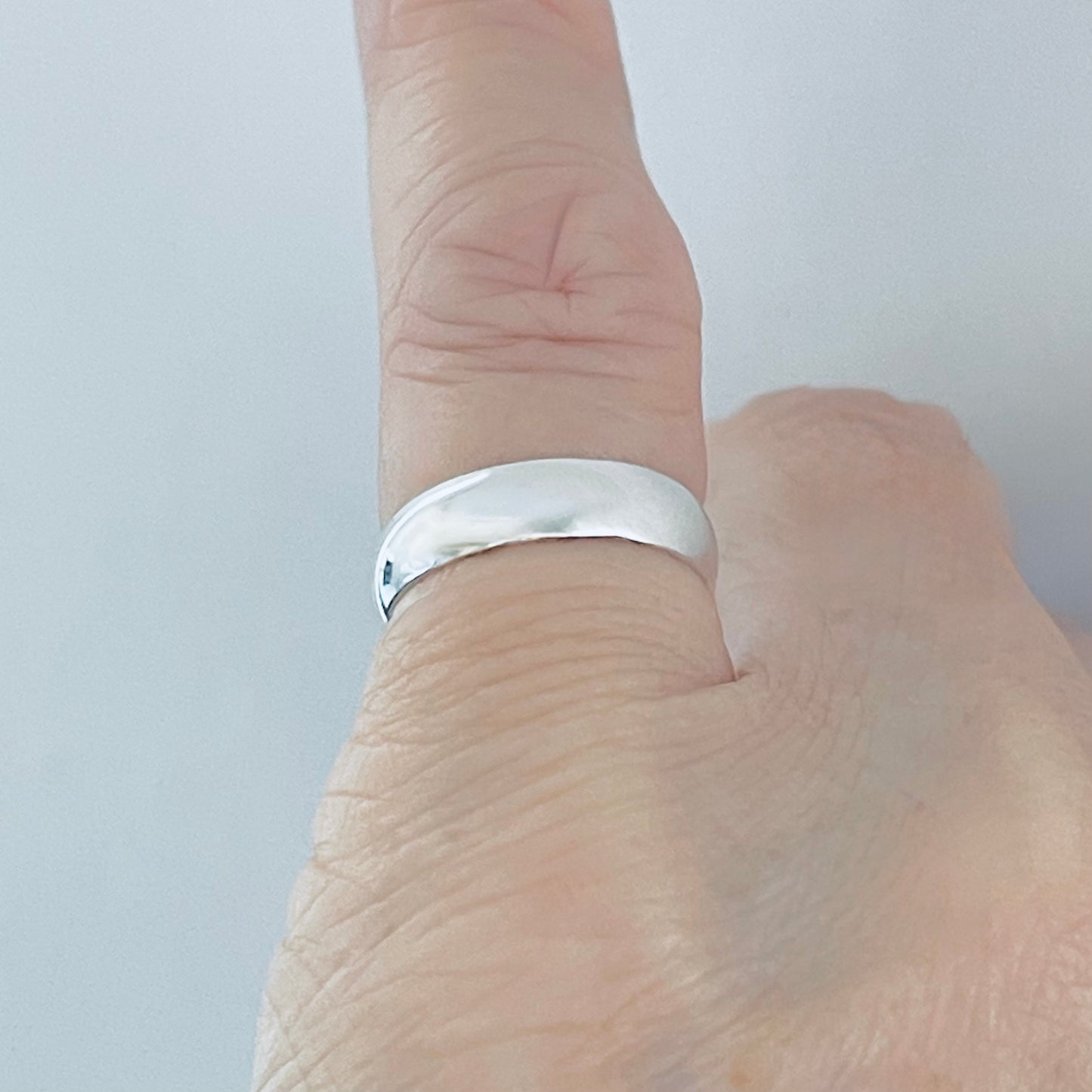 925 Sterling Silver Plain 4mm Band Toe Ring | Stackable Midi Bold Silver Rings