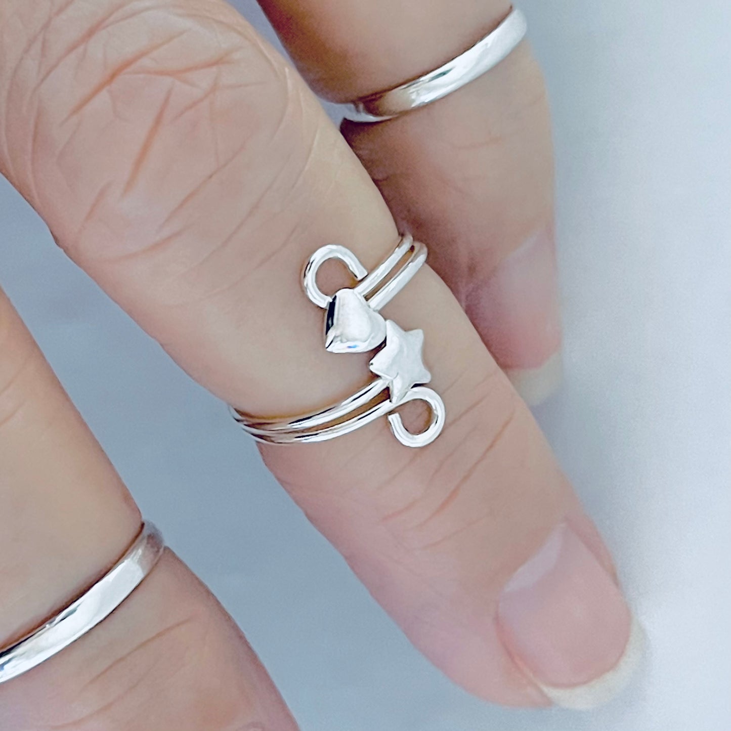 Sterling Silver Wire Heart and Star Toe Ring | Delicate Swirl Celestial Silver Rings
