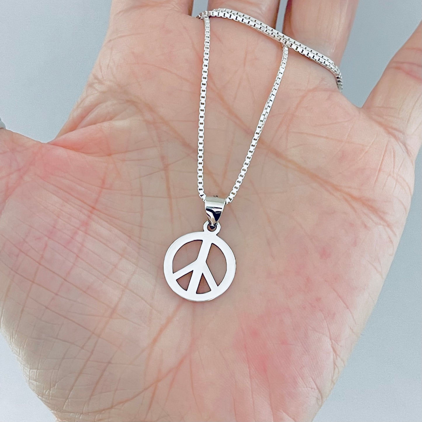 925 Sterling Silver Peace Necklace – Unisex Love Pendant, Statement Silver Chain Jewelry