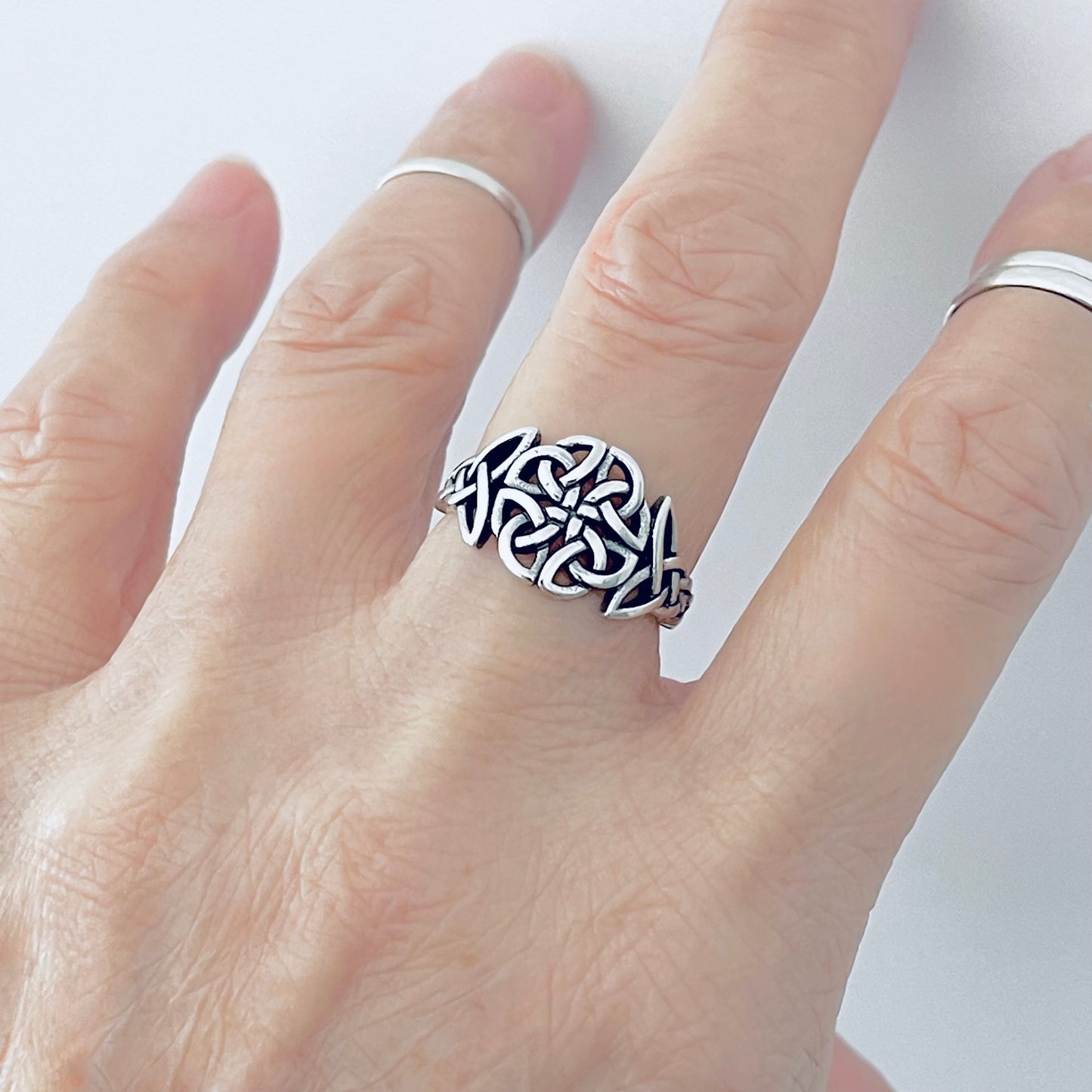Sterling Silver Trinity Woven Celtic Ring, Endless Triquetra Love Knots Silver Rings