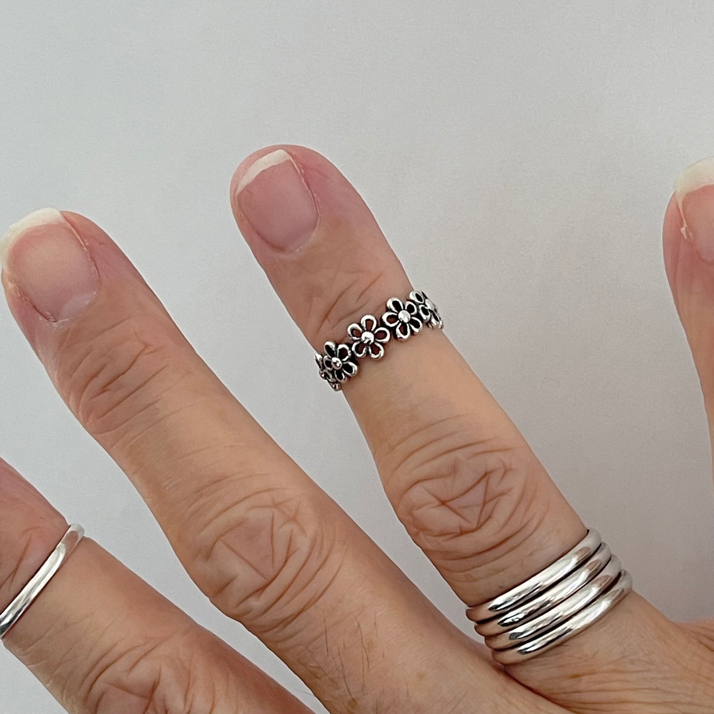 Sterling Silver Eternity Daisy Toe Ring, Silver Flower Rings, Adjustable Ring