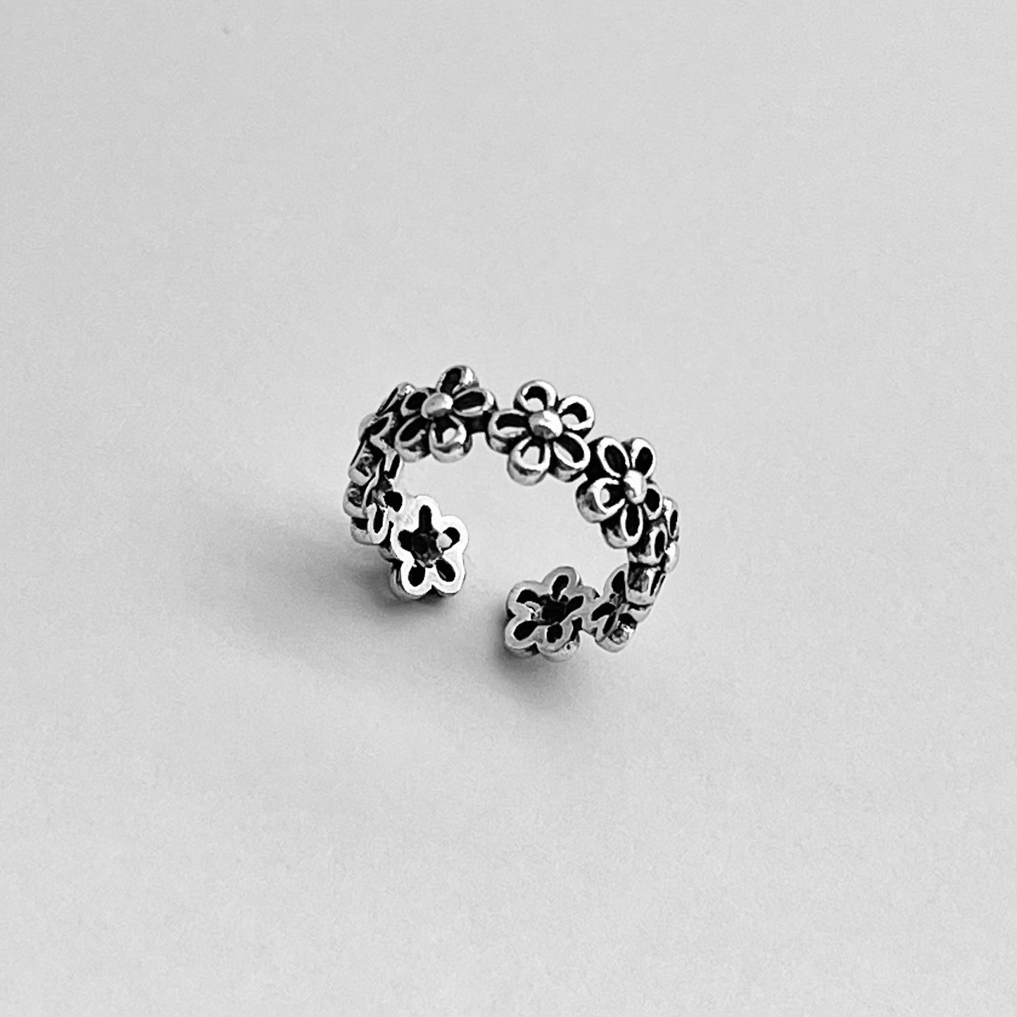 Sterling Silver Eternity Daisy Toe Ring, Silver Flower Rings, Adjustable Ring