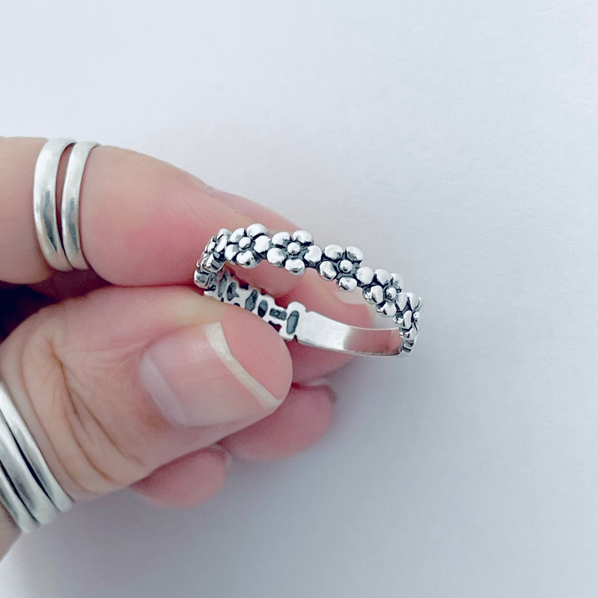 925 Sterling Silver Forget Me Not Flower Ring | Floral Stackable Wedding Silver Band
