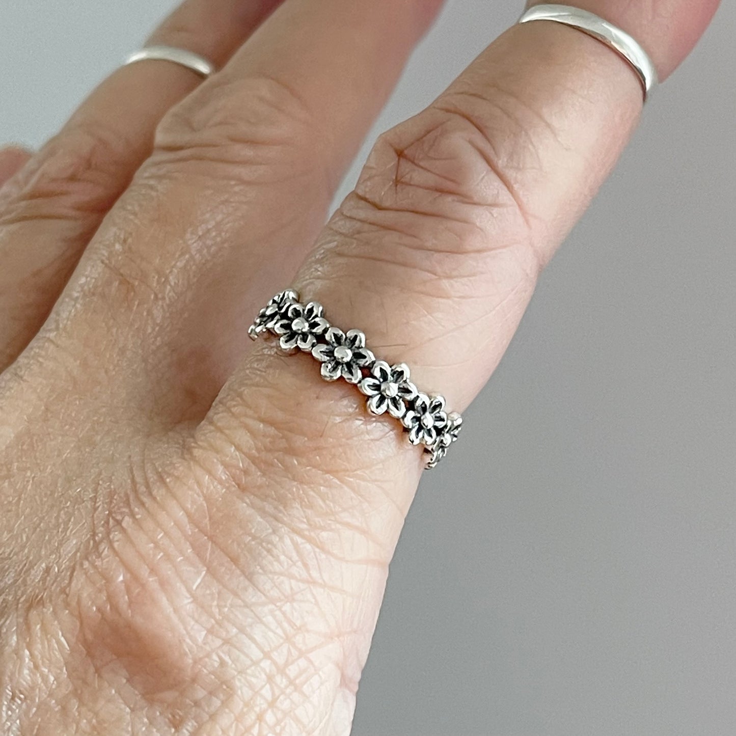 Sterling Silver Eternity Flower Band Ring, Wedding Bands, Floral Silver Rings