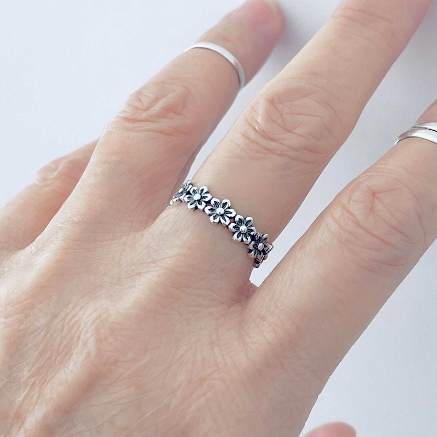 925 Sterling Silver Eternity Flower Band – Floral Wedding Ring, Stackable Silver Rings for Women