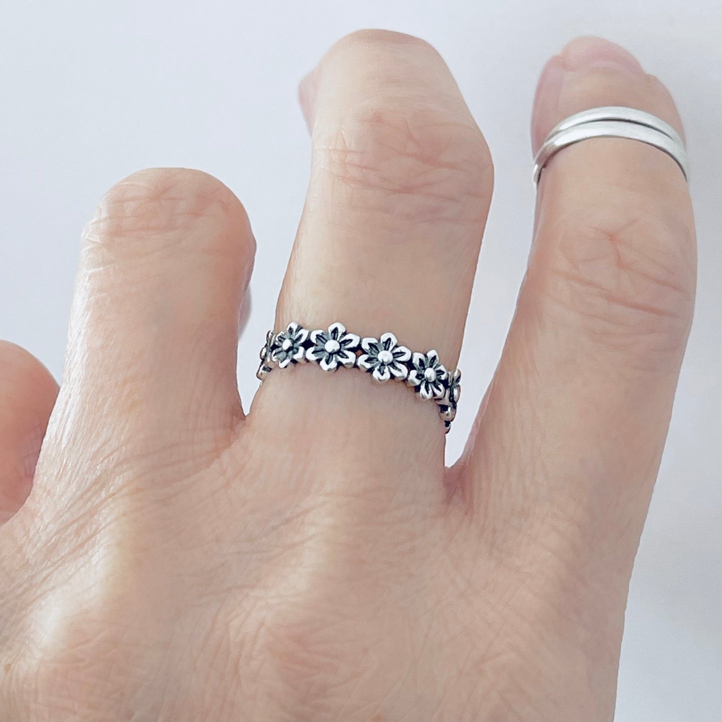 925 Sterling Silver Eternity Flower Band – Floral Wedding Ring, Stackable Silver Rings for Women