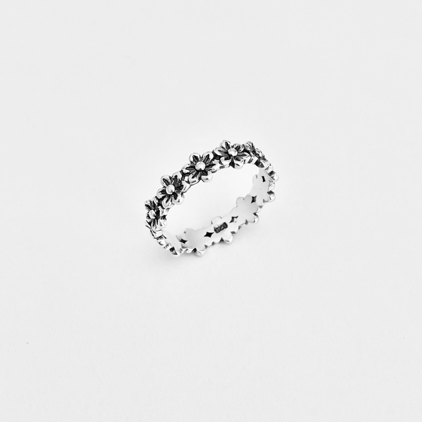 925 Sterling Silver Eternity Flower Band – Floral Wedding Ring, Stackable Silver Rings for Women