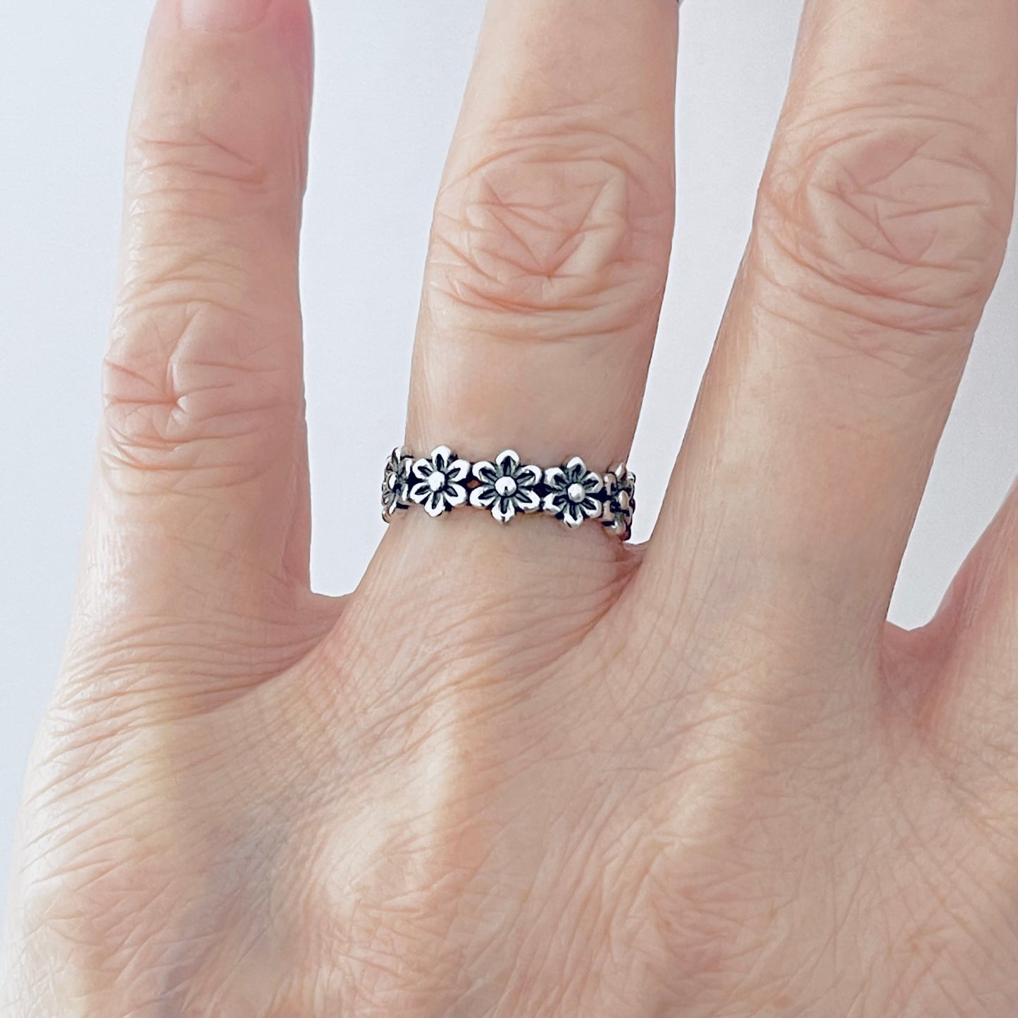 925 Sterling Silver Eternity Flower Band – Floral Wedding Ring, Stackable Silver Rings for Women