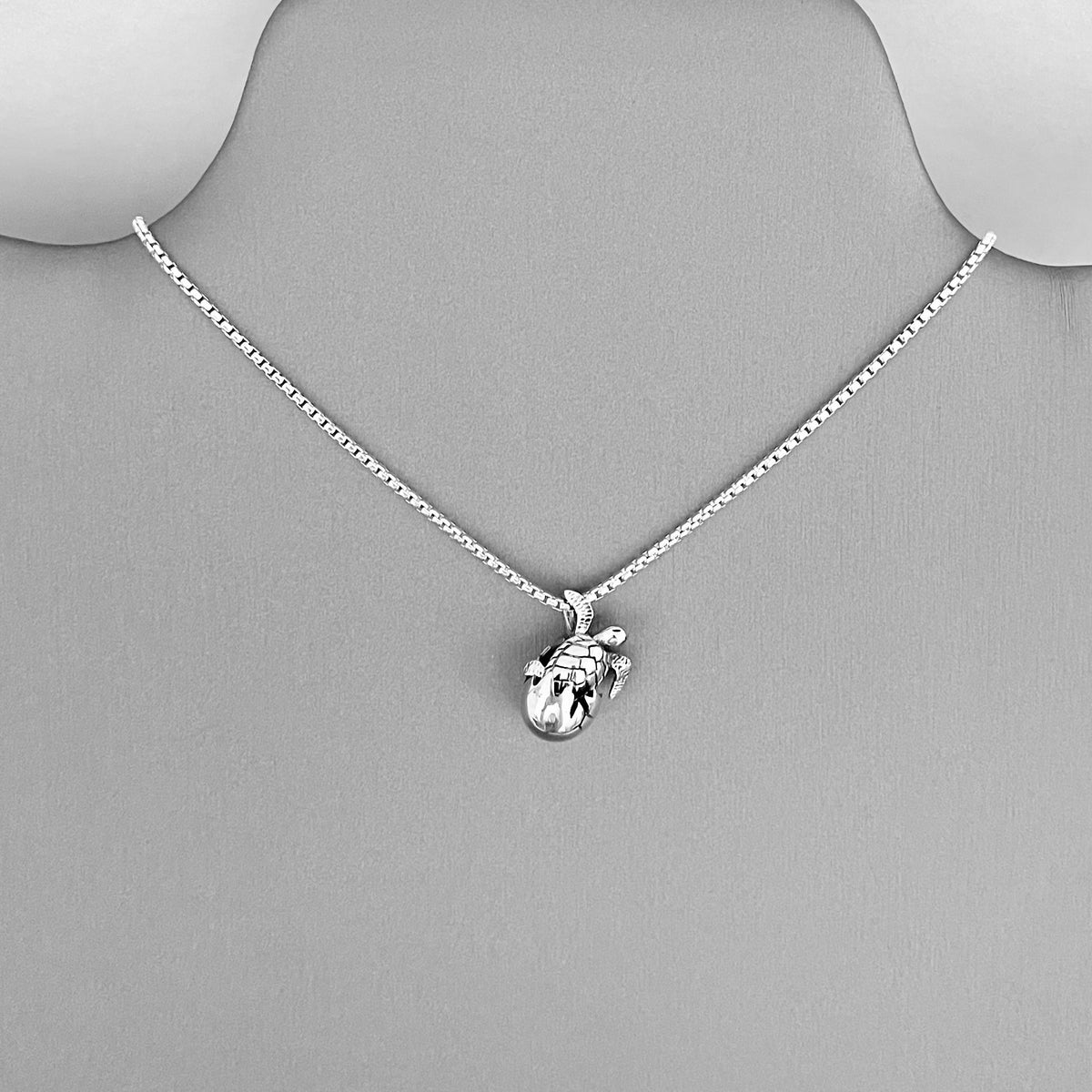925 Sterling Silver Turtle Hatchling Necklace – Moving Head & Legs