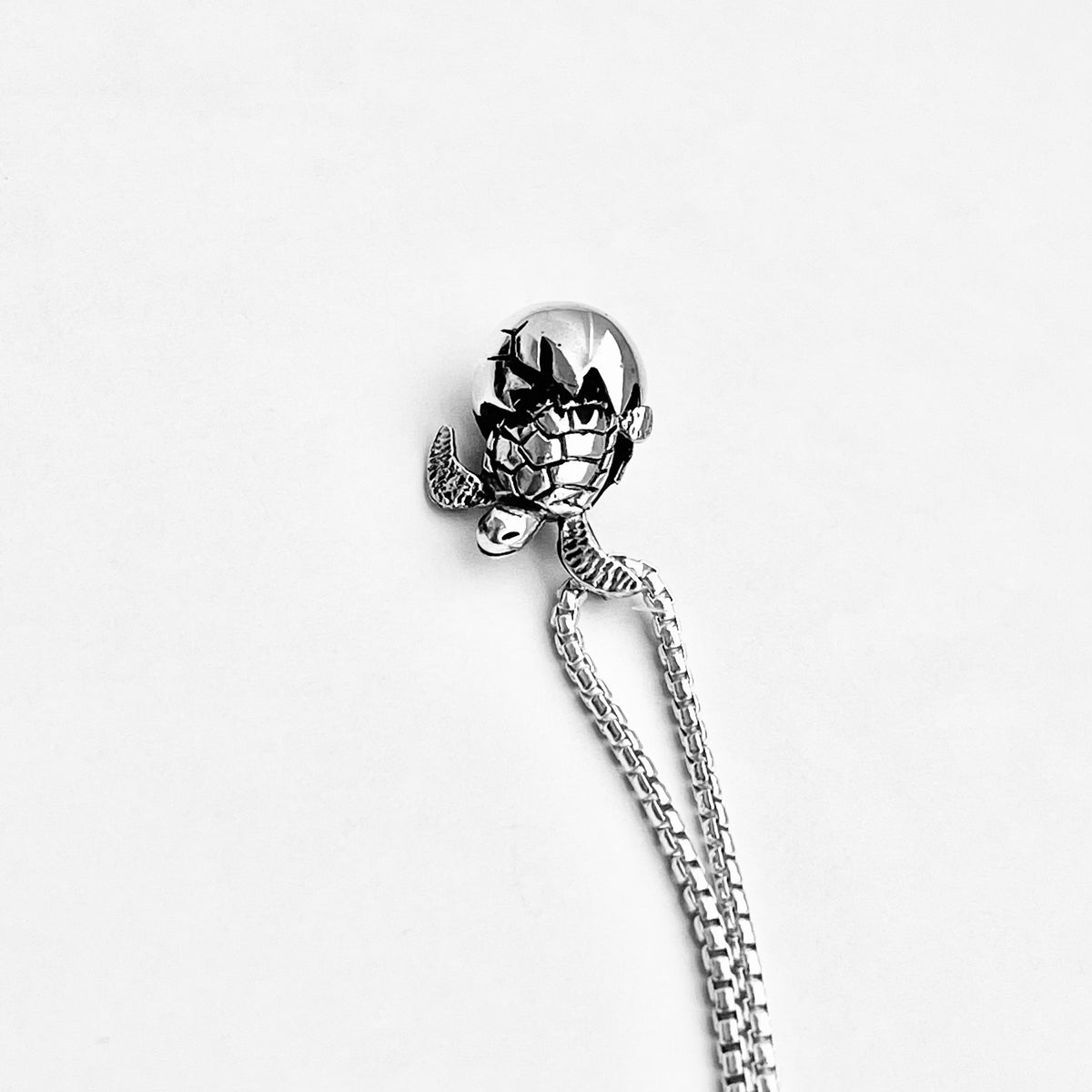925 Sterling Silver Turtle Hatchling Necklace – Moving Head & Legs