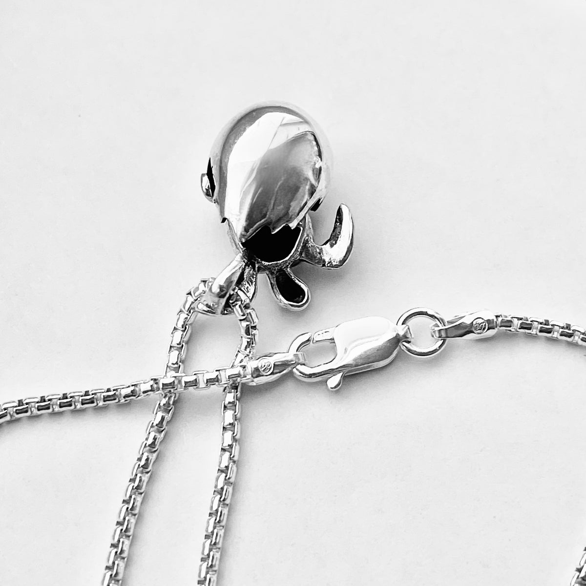 925 Sterling Silver Turtle Hatchling Necklace – Moving Head & Legs
