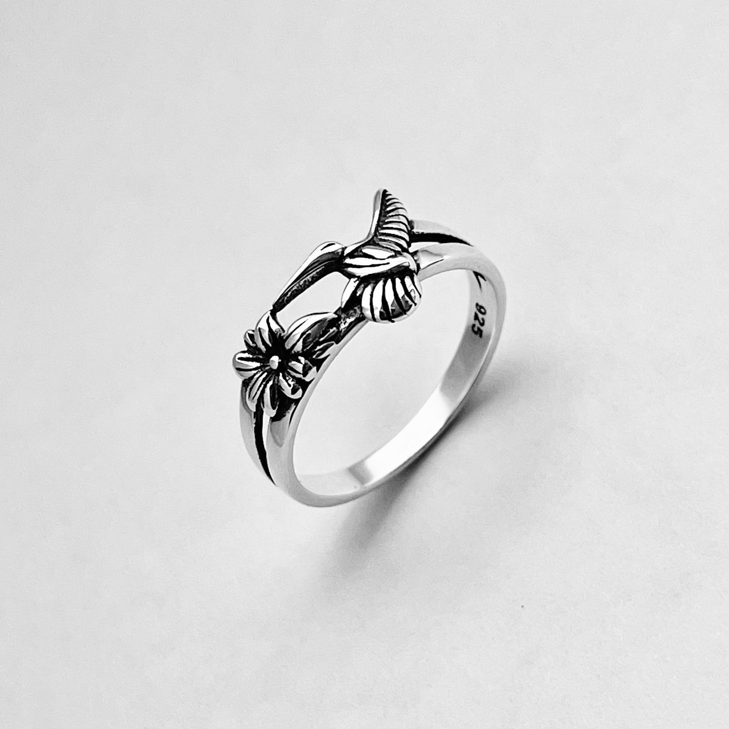 Sterling Silver Flower and Hummingbird Ring, Silver Lily Rings, Animal Ring