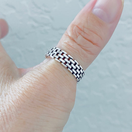 Sterling Silver Unisex Eternity Link Ring, Wedding Bands, Silver Rings, Chain Links