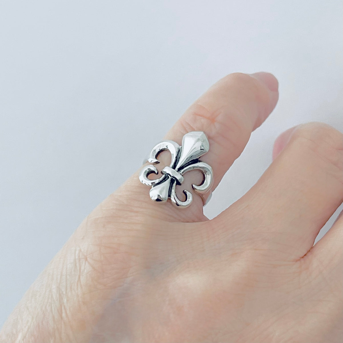Sterling Silver Statement Fleur de Lis Ring – Saints Symbol Lily Flower Silver Rings
