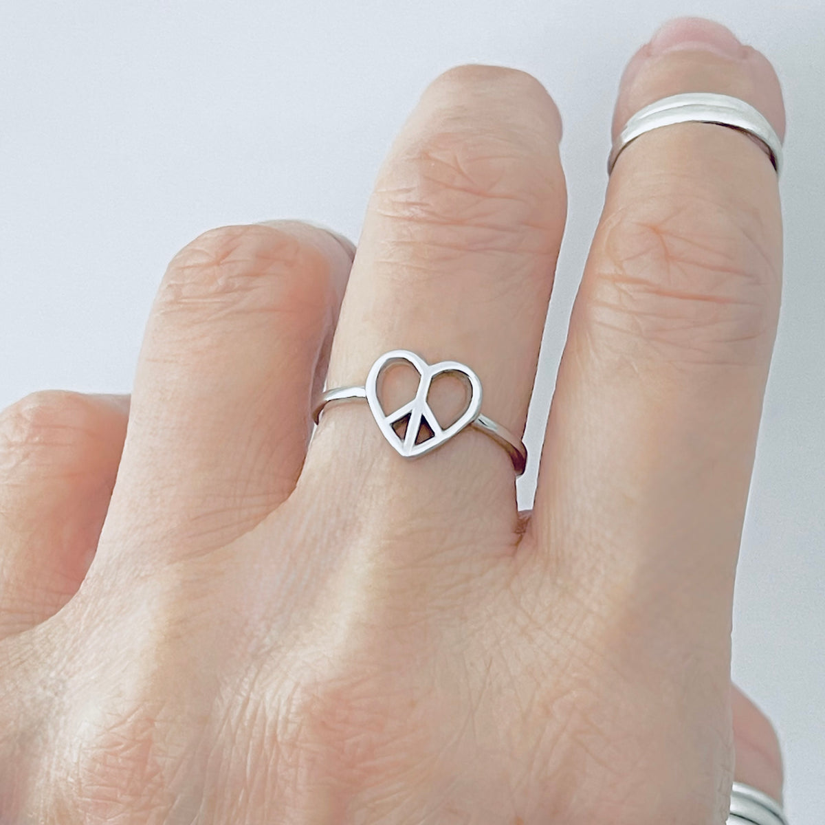 925 Sterling Silver Small Heart Peace Ring | Love Unity Minimalist Silver Rings
