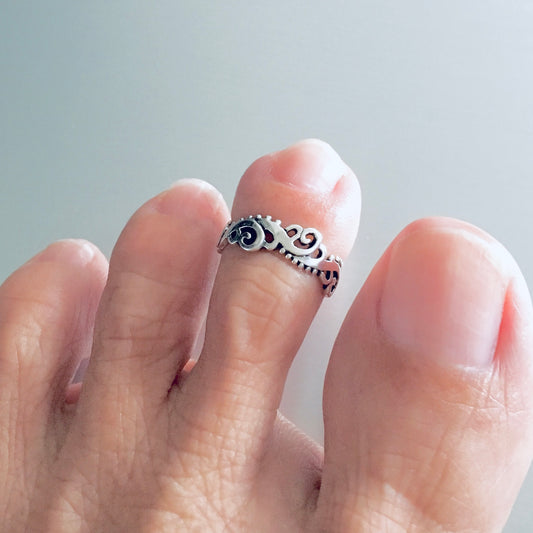 925 Sterling Silver Dainty Swirl Band Toe Ring | Swirly Midi Pinky Silver Rings