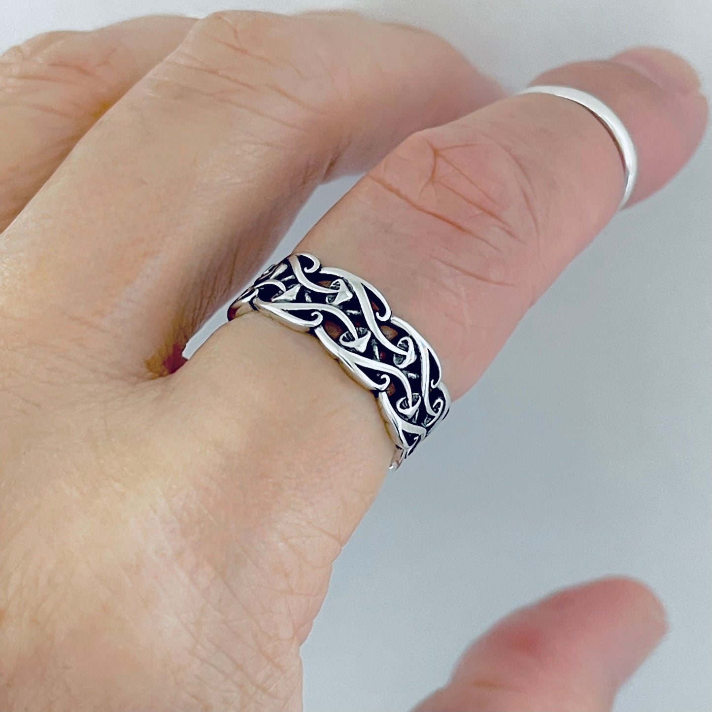 Sterling Silver Baby Mushroom Band Ring, Unisex Wedding Band, Fungus Vegetables