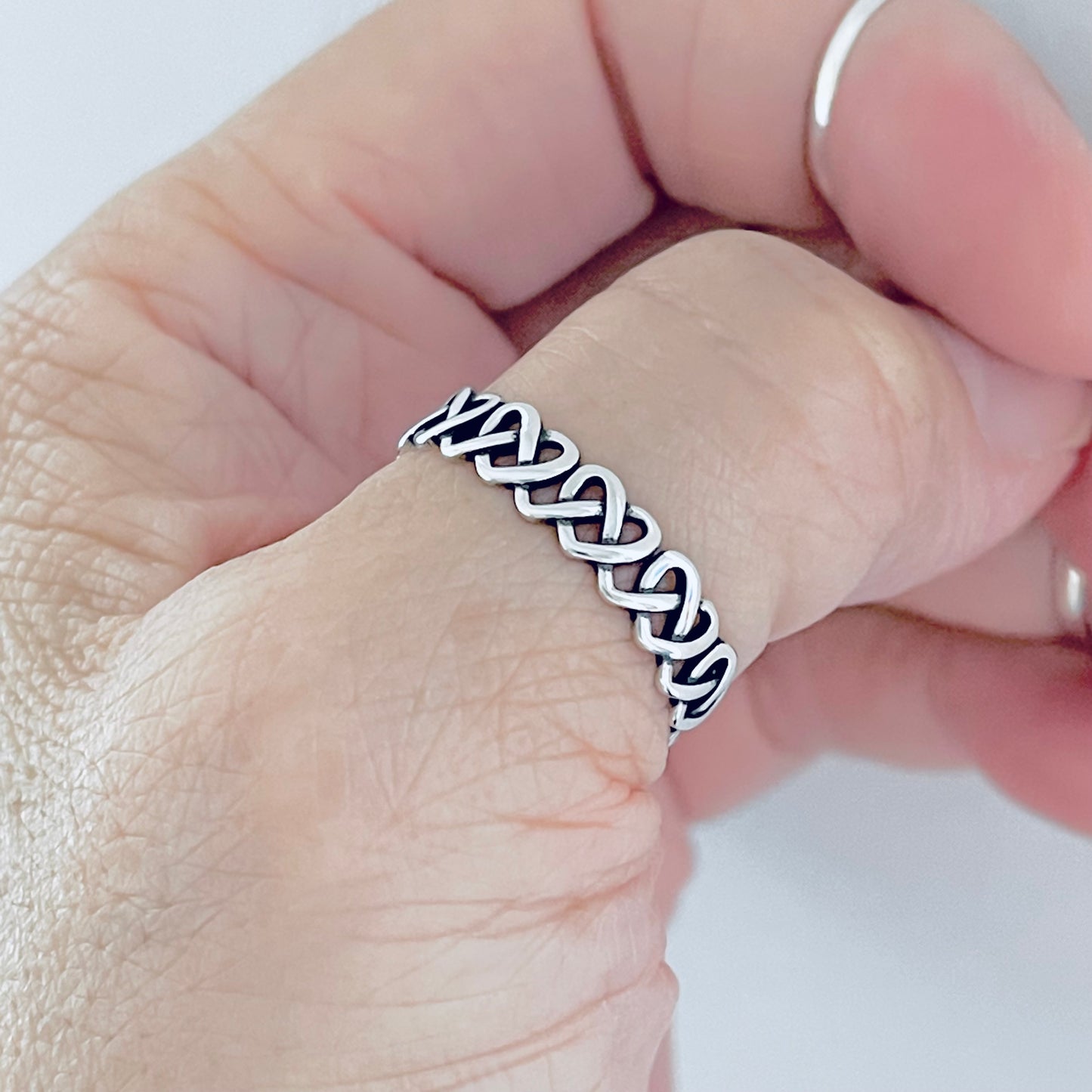 925 Sterling Silver Eternity Thin Pretzel Knot Band Ring | Delicate Love Knots Heart Rings