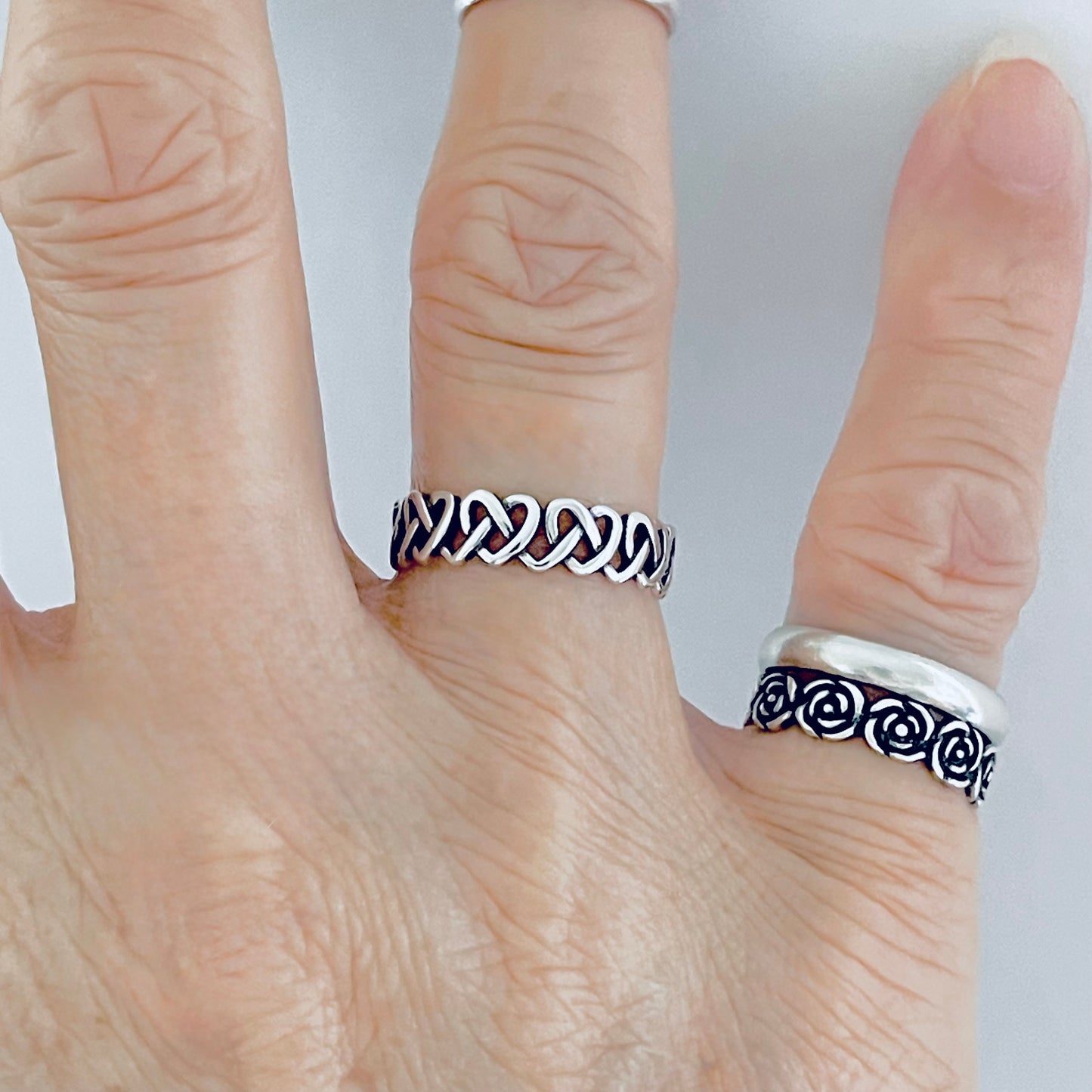 925 Sterling Silver Eternity Thin Pretzel Knot Band Ring | Delicate Love Knots Heart Rings