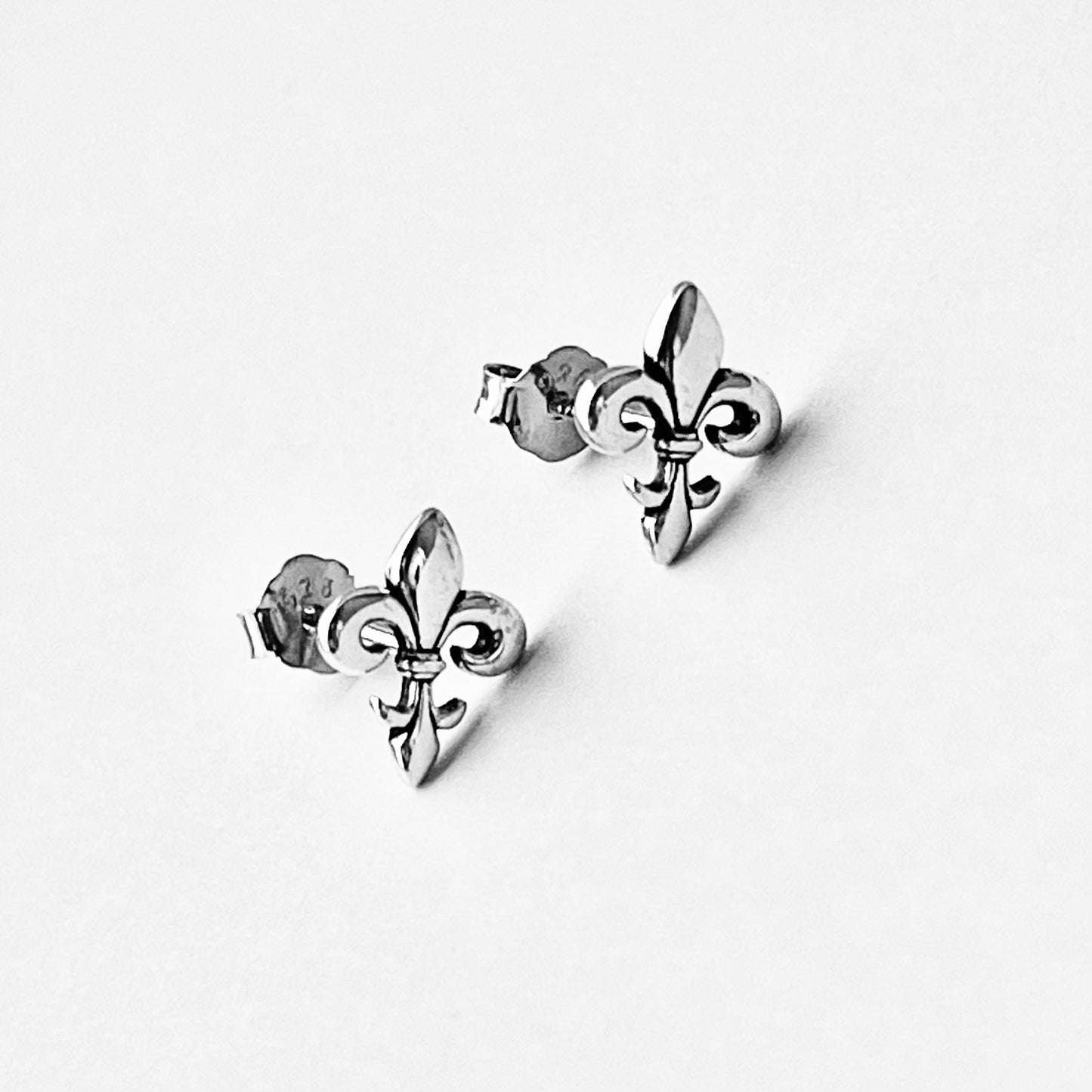 925 Sterling Silver Fleur de Lis Stud Earrings | Unisex Saints Jewelry