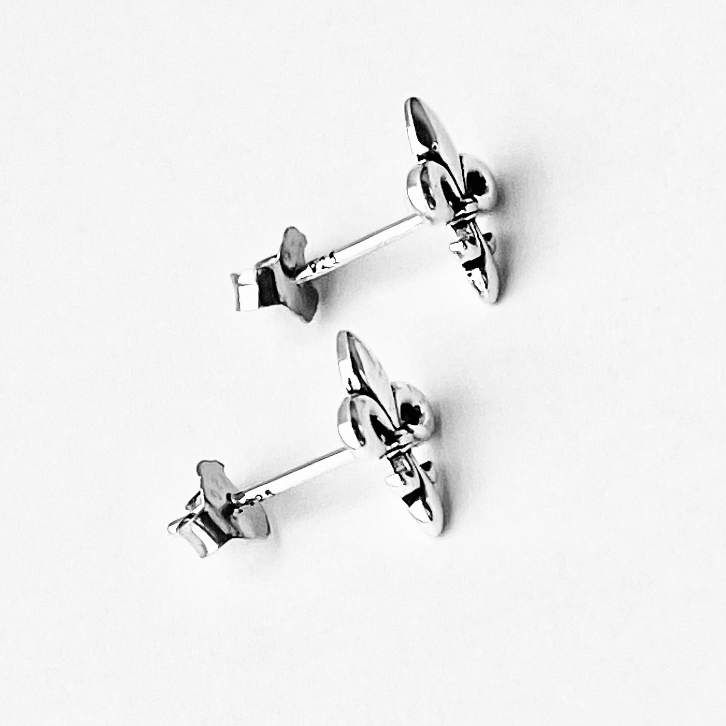 925 Sterling Silver Fleur de Lis Stud Earrings | Unisex Saints Jewelry