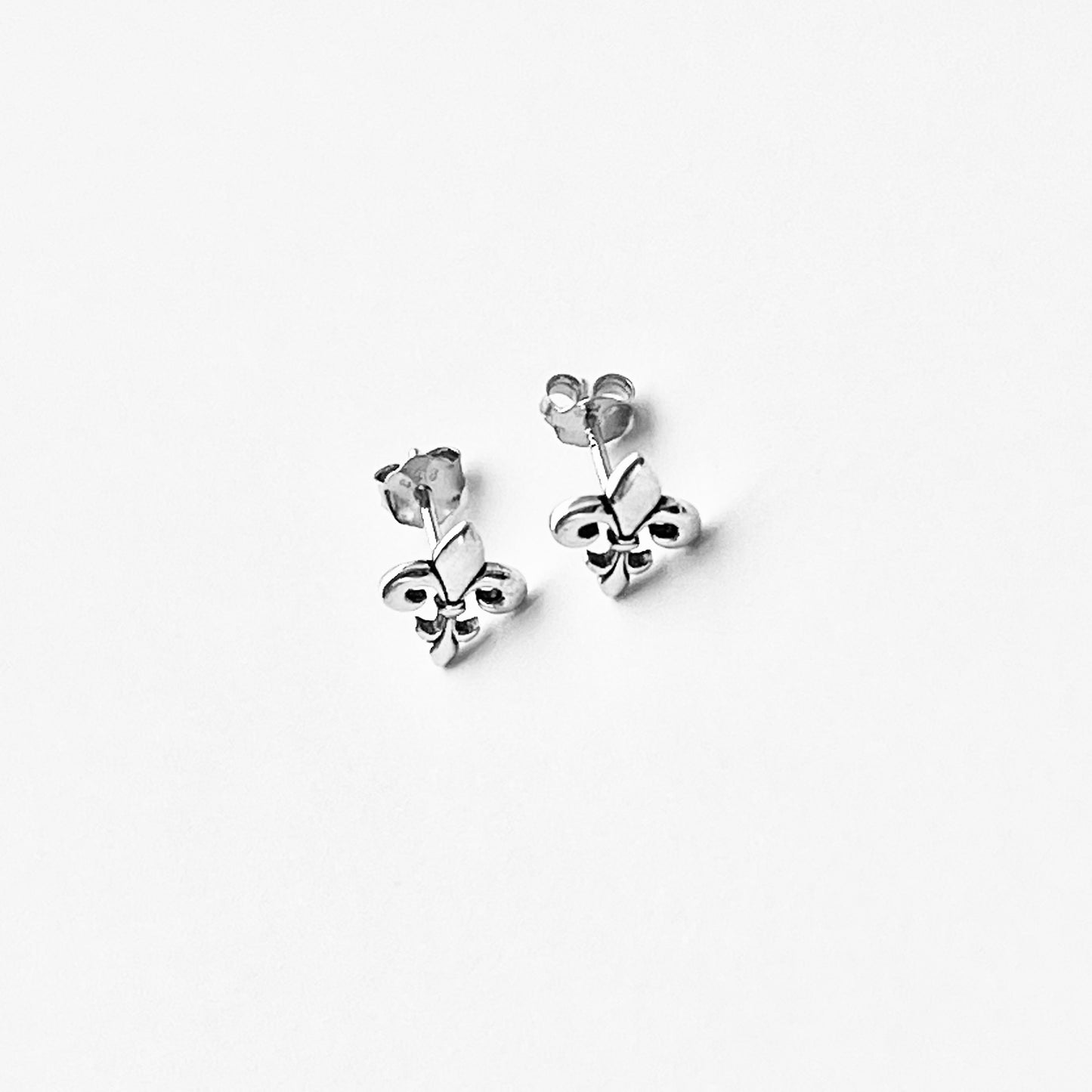 925 Sterling Silver Fleur de Lis Stud Earrings | Unisex Saints Jewelry
