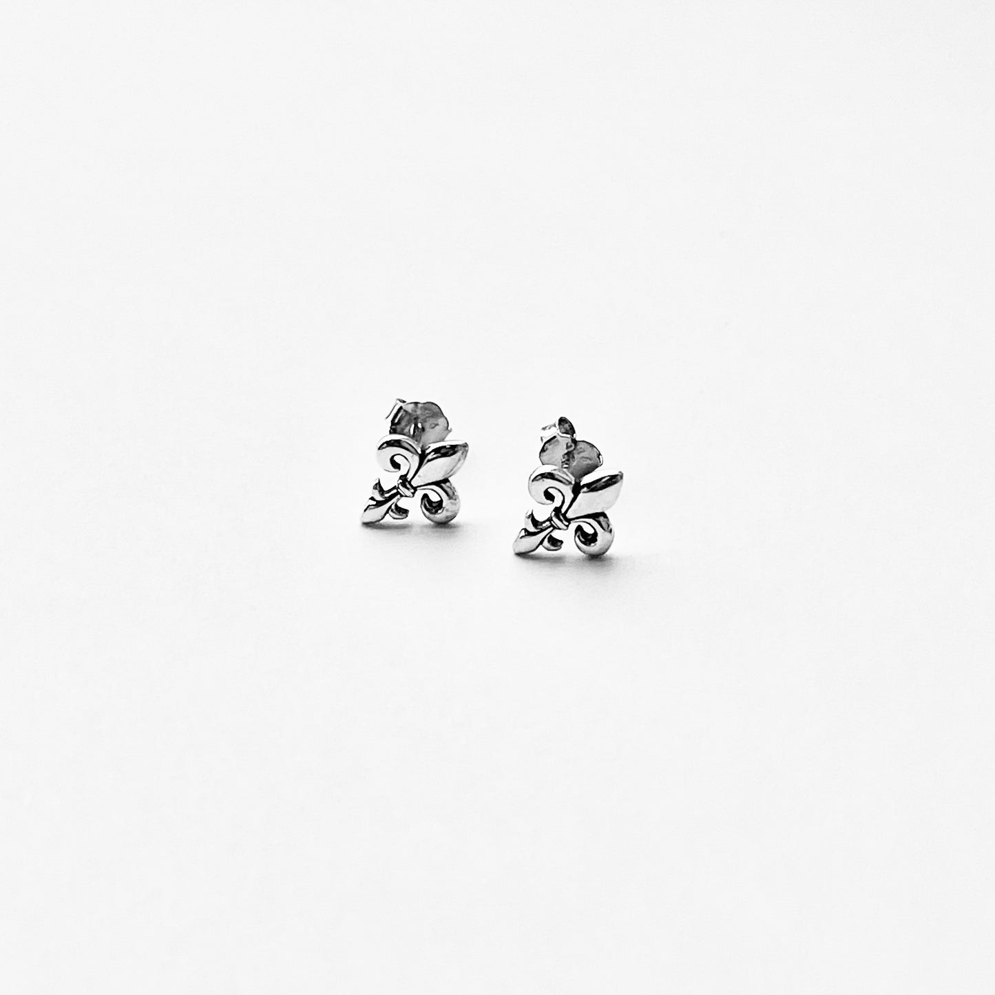 925 Sterling Silver Fleur de Lis Stud Earrings | Unisex Saints Jewelry