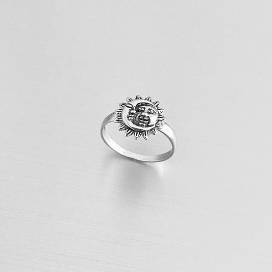925 Sterling Silver Moon and Sun Face Ring | Celestial Sunshine Silver Rings