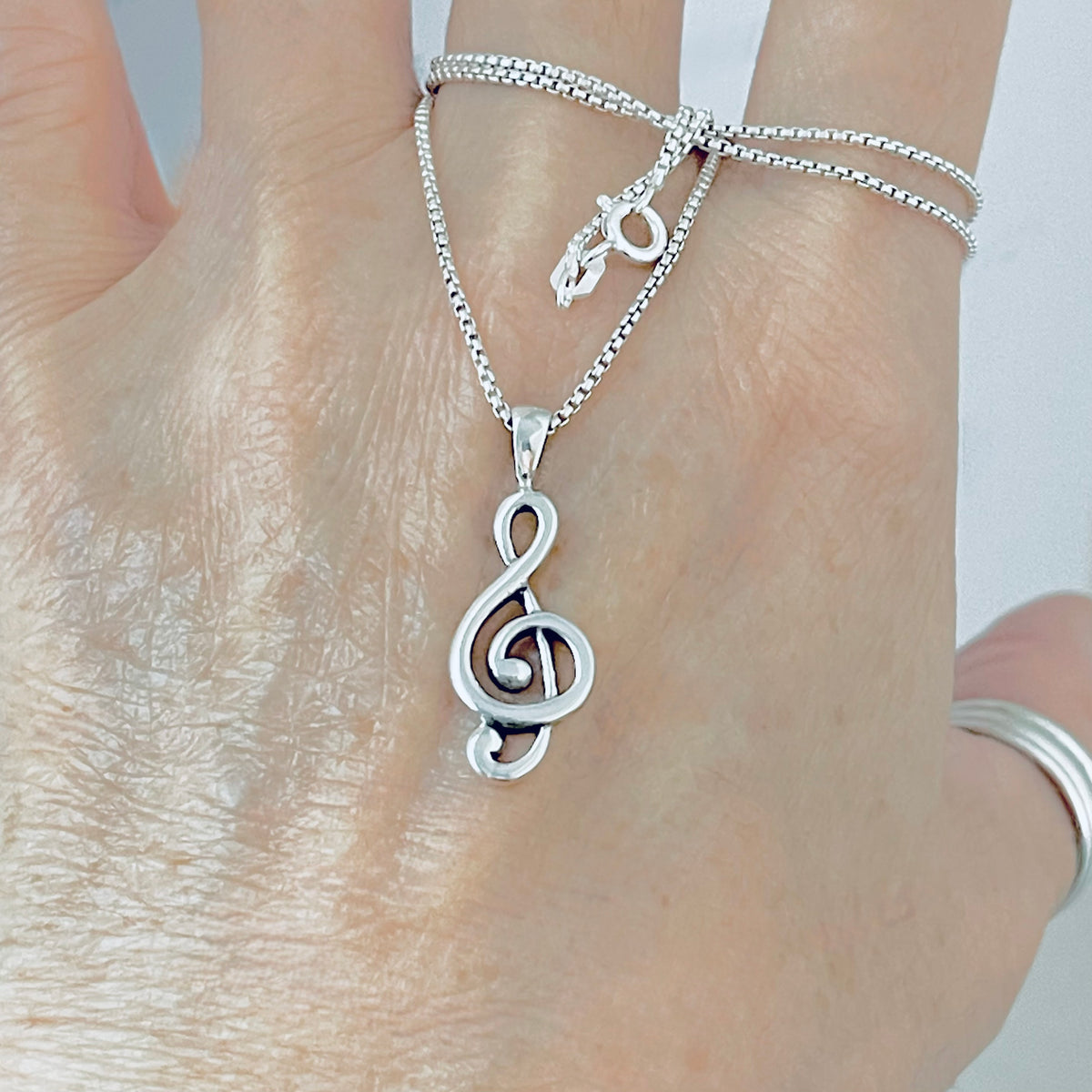 925 Sterling Silver Clef Note Necklace – Minimalist Music Notes Pendant Silver Chain